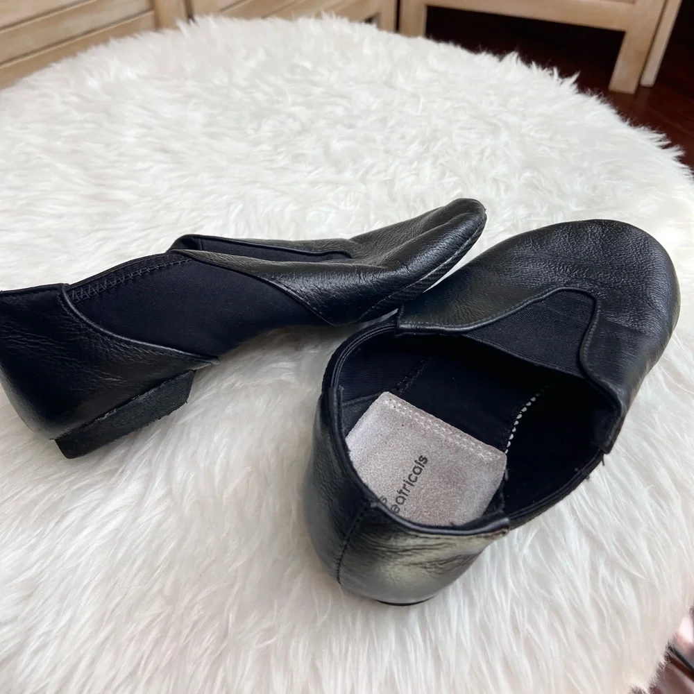 •Theatricals• black leather jazz shoes with Neoprene